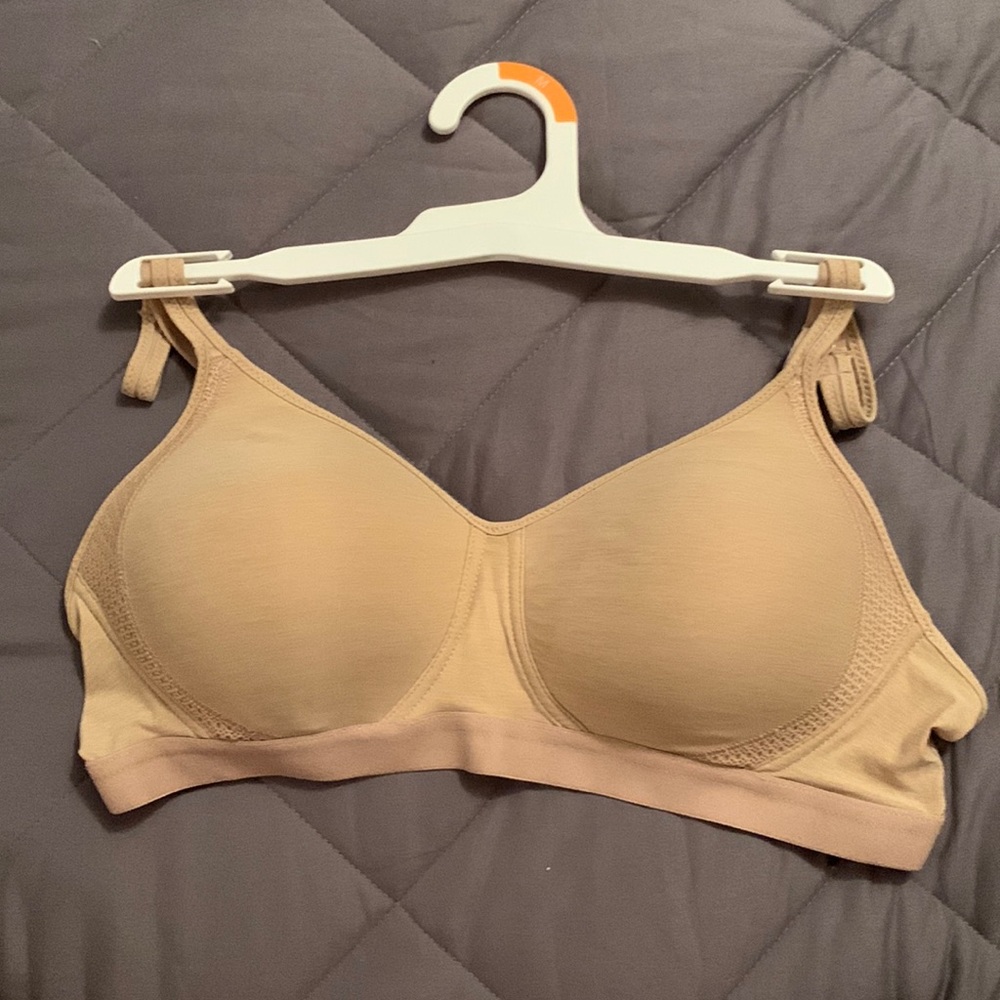 Hanes wirefree cooling comfort bra